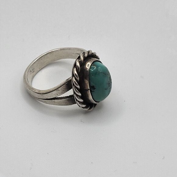 Native Sterling Silver Turquoise Cabochon size 4.75 - Picture 4 of 5